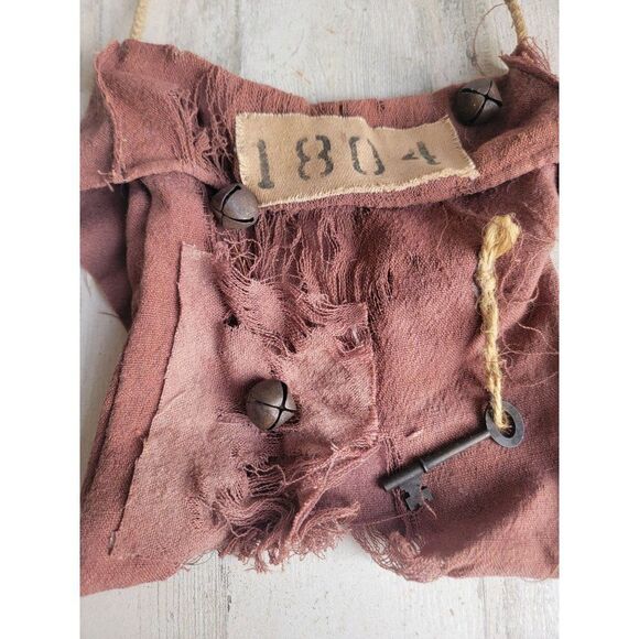 Halloween prisoner key bag Bell prop decor scary hanging - Picture 5 of 13